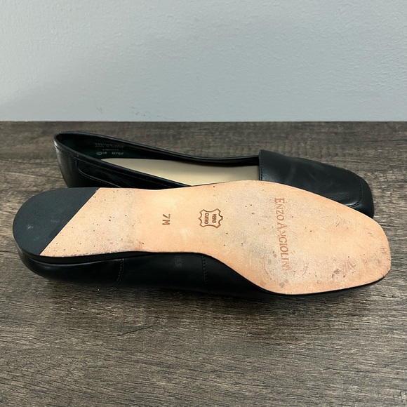 Enzo Angiolini Black leather Women\'s Flats size 7 Excellent condition